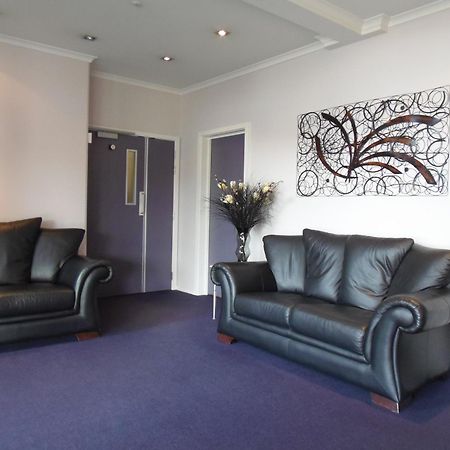 Amethyst Court Motor Lodge Porirua Buitenkant foto